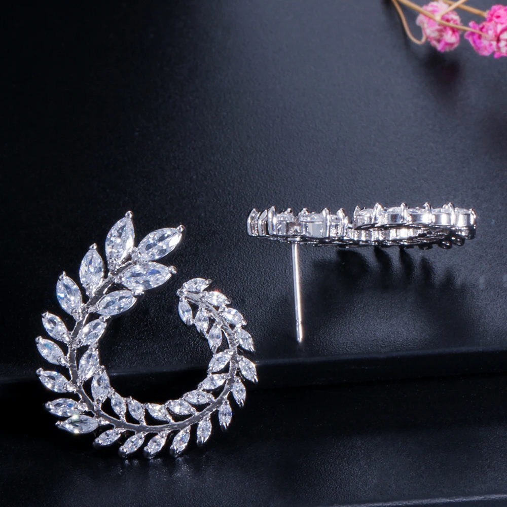 ThreeGraces Famous Design Sparkling Olive Branch Leaf Shape Marquise Cut Luxury Cubic Zirconia Stud Earrings for Women ER282