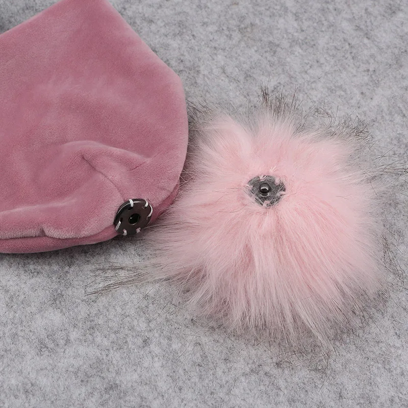 Bonnets à pompons en fausse fourrure pour enfants, chapeaux en coton pour tout-petits, velours chaud pour enfants, chapeaux doux pour nouveau-nés,