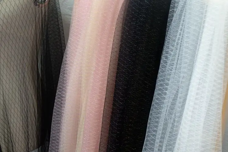 150cm Wide 1meter/lot Thin Tulle Fabric Veil Lace Fabric Material Grid Black White Gold Silver Thread Decoration X1087