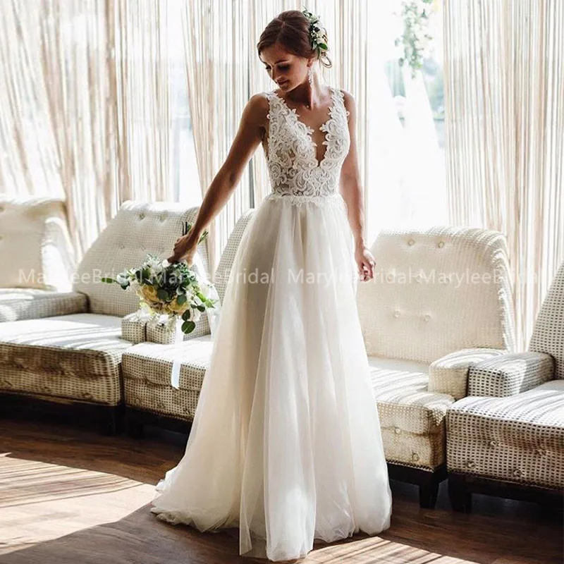 Abito da sposa da spiaggia a-line personalizzato con strascico staccabile con scollo a V Applique Abito da sposa Boho estivo Abiti da sposa in tulle con schiena bassa