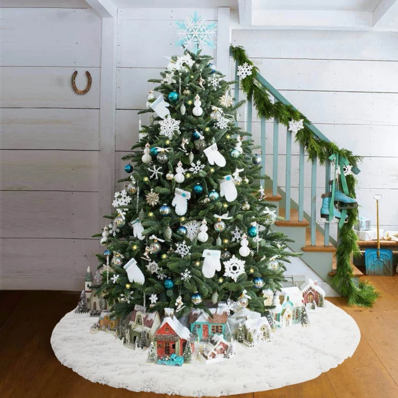 1pc White Christmas Tree Skirt Snowflake Plush Fur Carpet Xmas Tree Ornaments Floor Mat Home Wedding Birthday Party Decoration