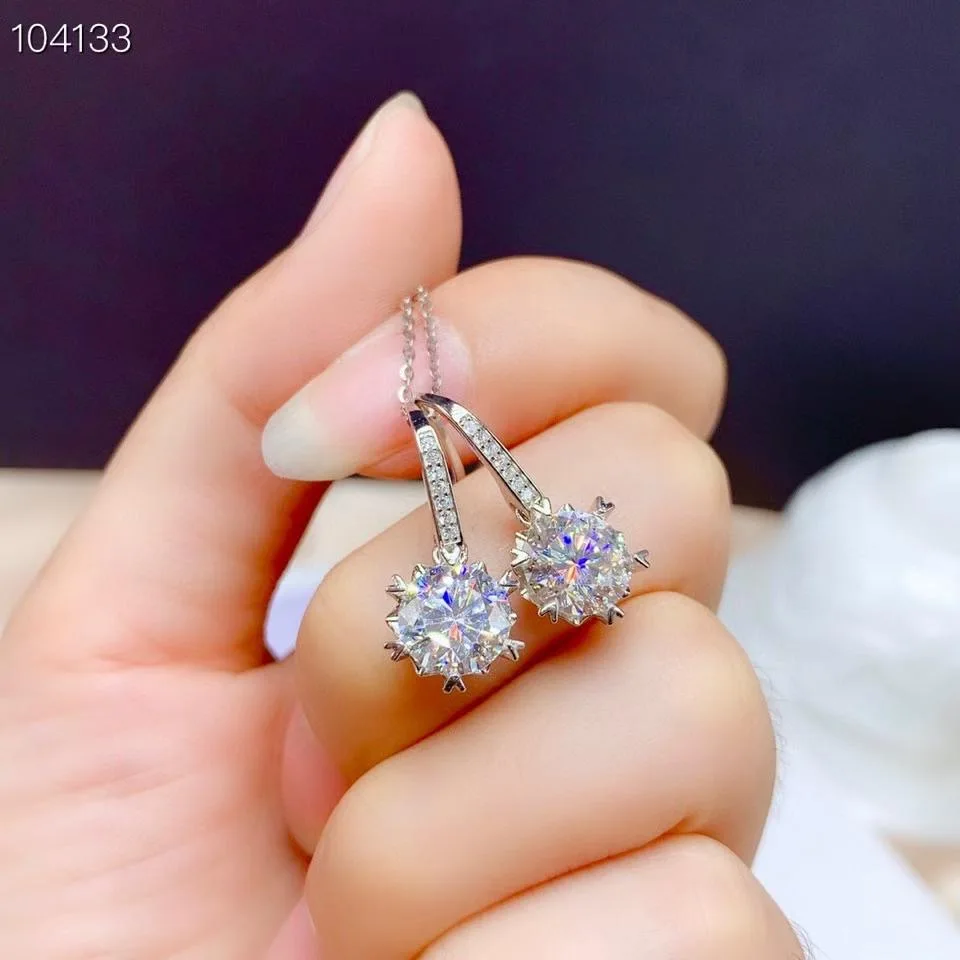 

Moissanite Popular style recommendation, lady ear nails, 925 Sterling silver, high hardness, diamond substitutes