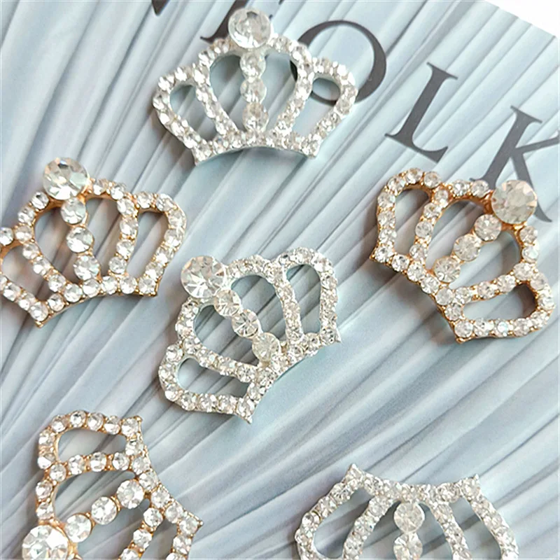 10 Pcs 33*22MM Fashion Chic Silver Crystal Crown Buttons For Wedding Invitation Rhinestone Button For Decorate Craft Accessories