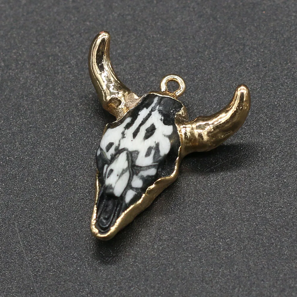 Hot New Acrylic Pendant Necklace Skull Big Bull Cattle Devil Head Horns Pendant Charms for DIY Necklace Jewelry Making Vintage