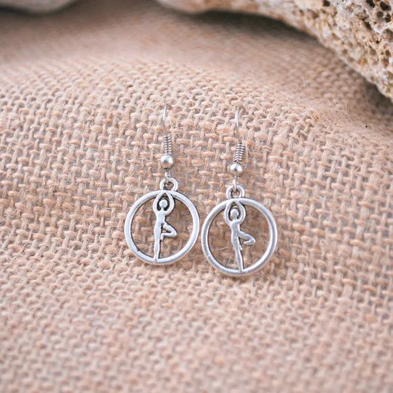 Exquisite Women Silver Colour Earrings Yoga Earrings Role Playing Earrings Hip Hop Punk Motorcycle Party Earrings Jewelry Gifts