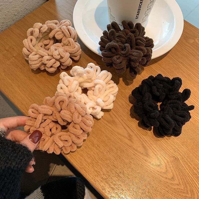 Autumn Winter New Sweet Plush Soft Girls' Women Pompom Hair Ties Elastic Hair Band Hair Ropes Hair Accessories Headwearr