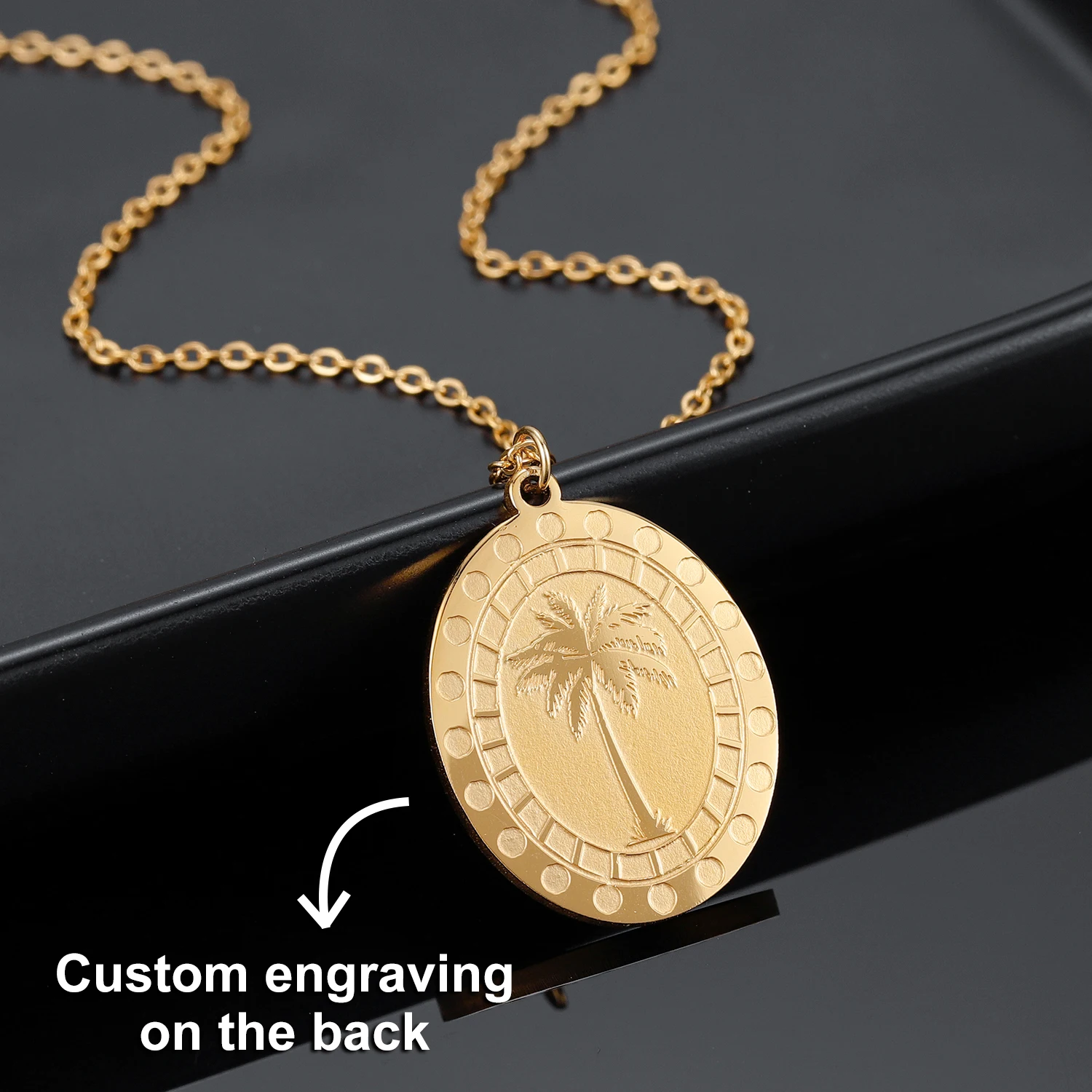 

Personalized Palm Tree Necklace Custom Engraved Name Jewelry Gold Stainless Steel Pendant Maple Leaf Chain For Women Men Gift