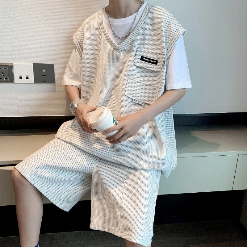

Fashion Summer Mens Sleeveless Vest Tops Shorts Two Piece Set Man Casual Streetwear Loose Fit Joggers Tracksuit Active Suits
