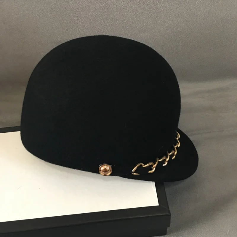 Classical Soft Warm Wool Cap Felt Women Winter Hat Fashion Gold Chain Trim Newsboy Style Visor Beret Hat Black Cabbie Hat adjust