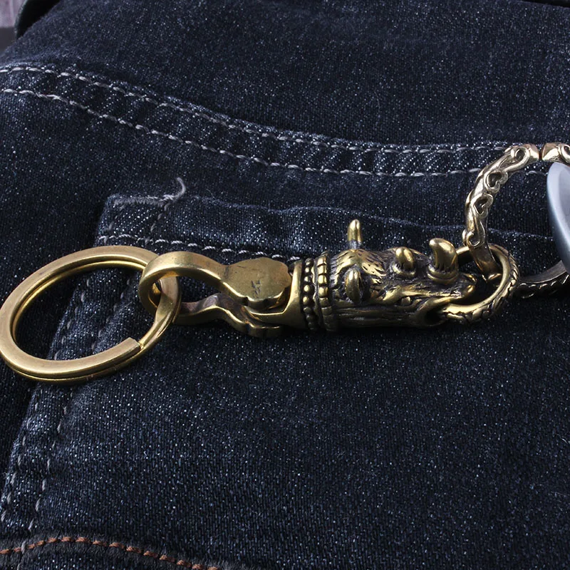 Retro Keychain Pendant Brass Rhino Buckle Motorcycle Key Chain Ring Hanging Jewelry DIY Keyring Hook Accessories American Casual