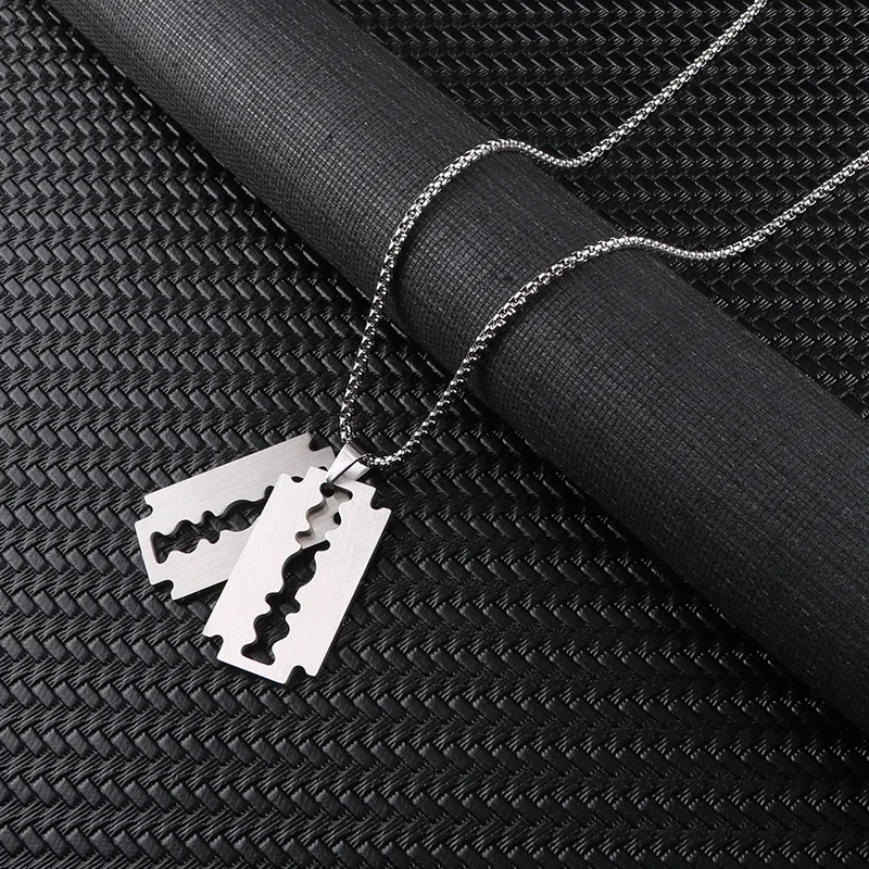 Fashion Silver Color Stainless Steel Razor Blades Pendant Necklaces Men Jewelry Steel Male Shaver Shape Sweater Necklace Gifts