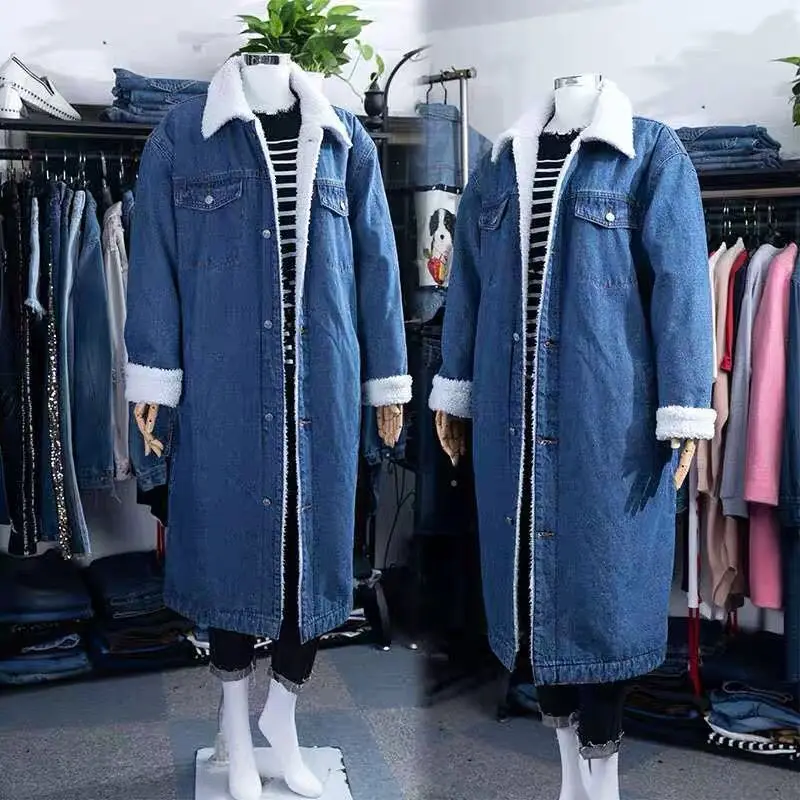 Giacca invernale da donna giacca di jeans spessa di agnello cappotti caldi giacca di jeans in cotone sciolto di pelliccia grande da donna parka