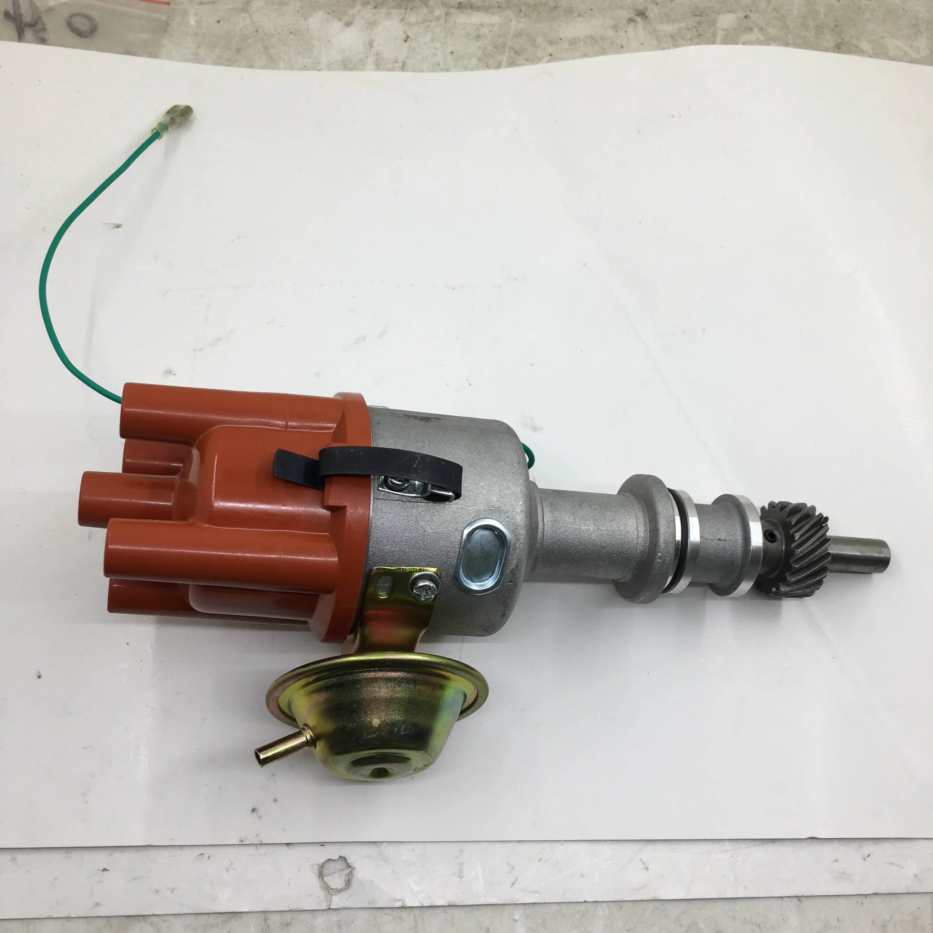 

SherryBerg distributor for Ford Cortina,Capri,Escort 1.6 & 2.0L Pinto Points Complete Distributor for Bosch model