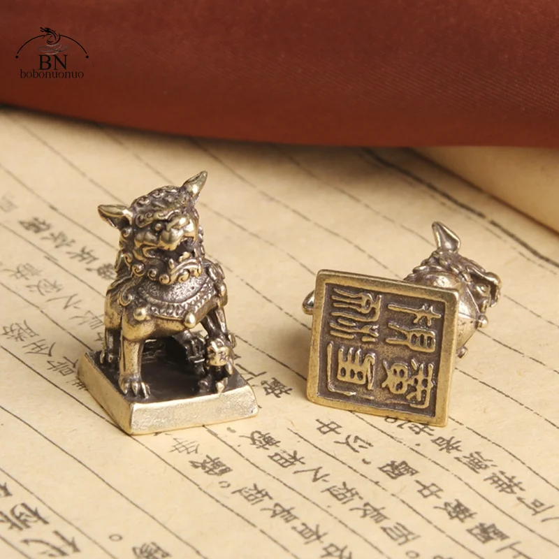 العتيقة برونزية 1 قطعة الأسود ختم سطح المكتب الحلي النحاس الحيوان مصغرة تمثال محظوظ النحاس الأسد تمثال فنغ شوي الديكور