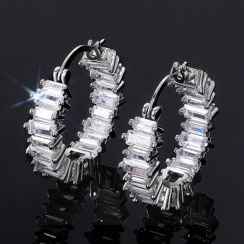 Huitan Luxury Round Hoop Earrings Women Geometric Cubic Zirconia Versatile Earring Brilliant Female Wedding Engagement Jewelry