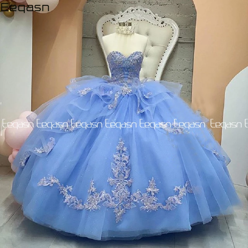 Vestido princesa Quinceanera com aplique de renda, vestido de baile com gola V, azul claro, impressionante, 15 anos, 2024