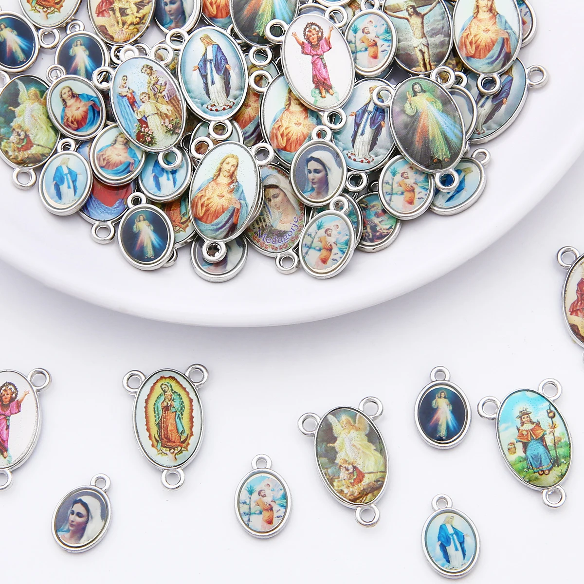 Mix 20Pcs Jesus Virgin Mary Three Hole Charm Pendant For Diy Jewelry Making Accessories Zinc Alloy Religion Pendant