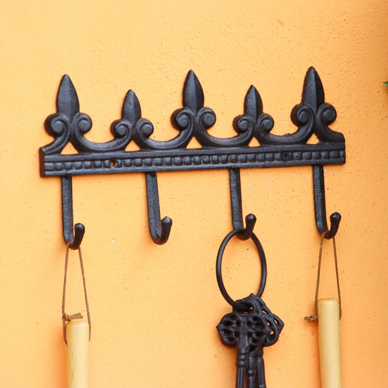 Retro Fleur De Lis Cast Iron Wall Hook With Four Hangers European Farm House Accents Handmade Home Garden Decor Keys Tools Rack