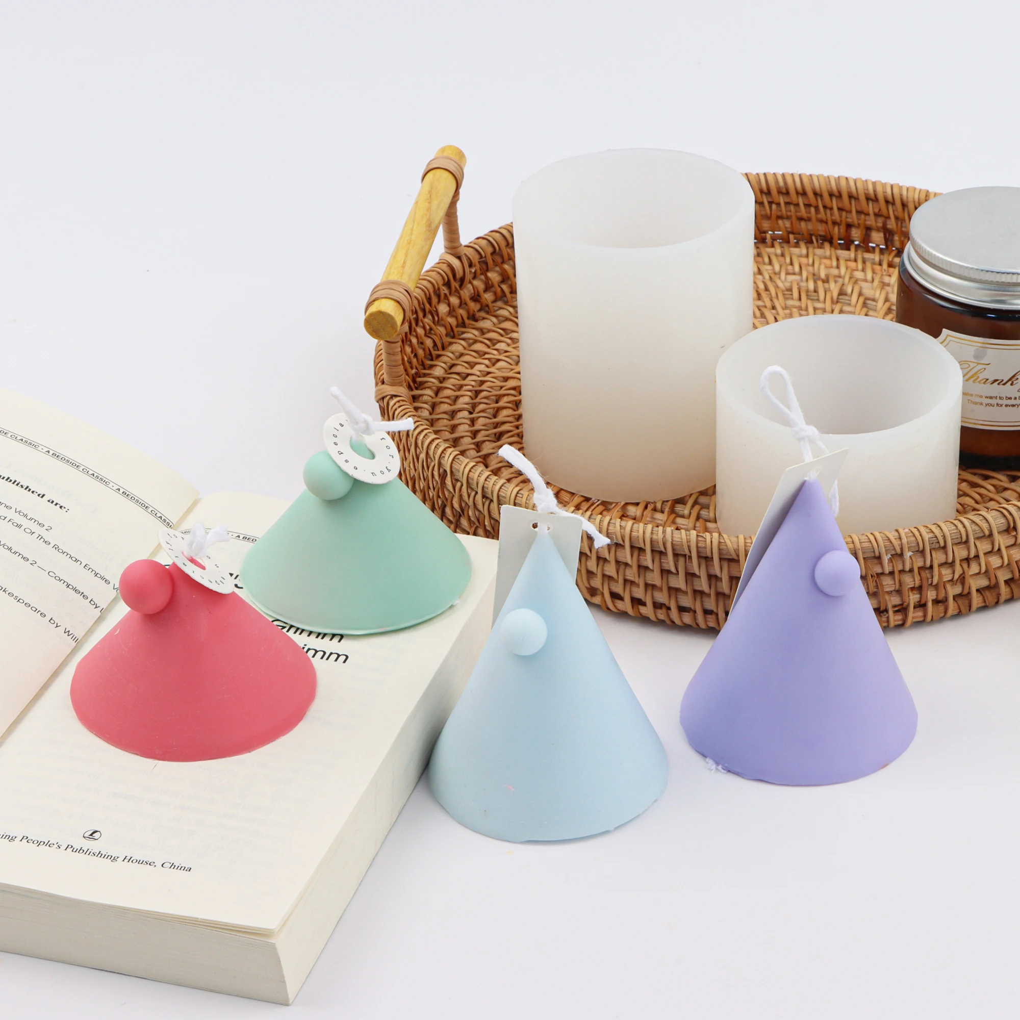 

Conic Food Grade Silicone Candle Mold DIY Handmade New Dot Cone Handicrafts for Time Killing Non-toxic Safe Fragrant Soap Moulds