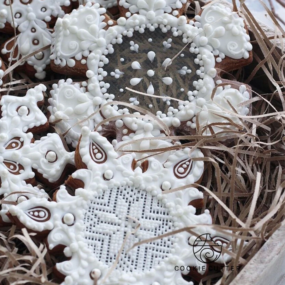 Snowflake Shape Cookie Cutter Christmas Snow Form Cookie Mold Winter Biscuit Mold Fondant Cake Baking Decoration Tool Plastic