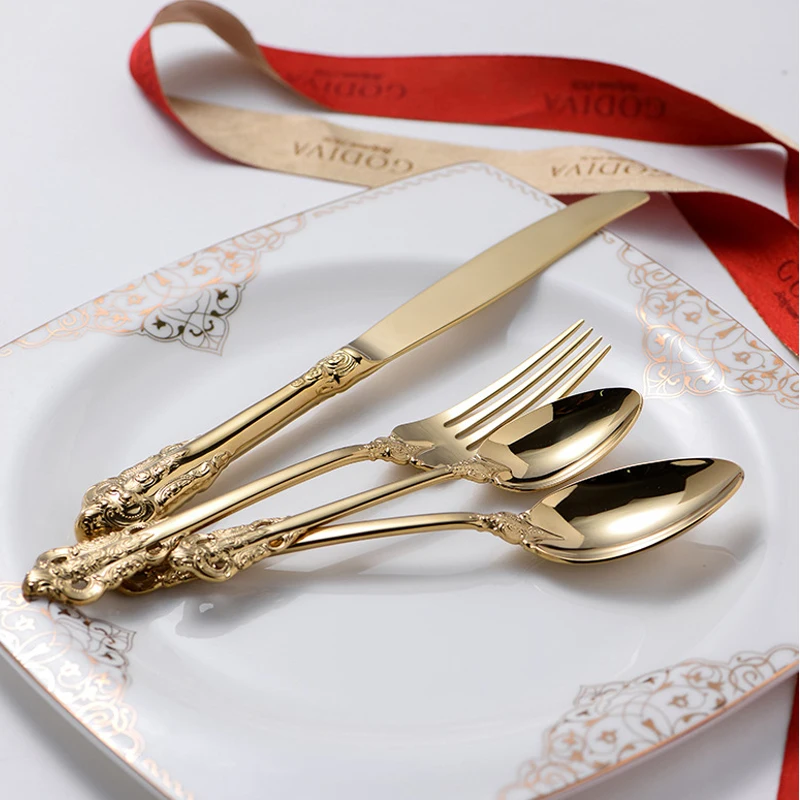 Gold Plated Relief Retro Vintage Western Cutlery Dining Knives Forks Teaspoon Set Golden Luxury Dinnerware Tableware Set