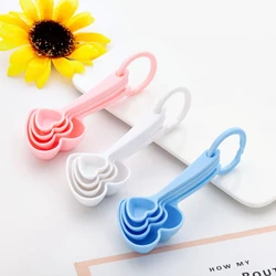 (4Pcs/Lot=1Boxes) Heart Measuring Spoons Plastic Teaspoon Baby Shower Favors And Birthday Party Gift