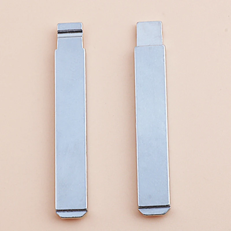 

DAKATU 10pcs Middle slot NO.122 Key Blade for Citroen C4L DS C5 Replacement Flip Folding Remote Key Blade
