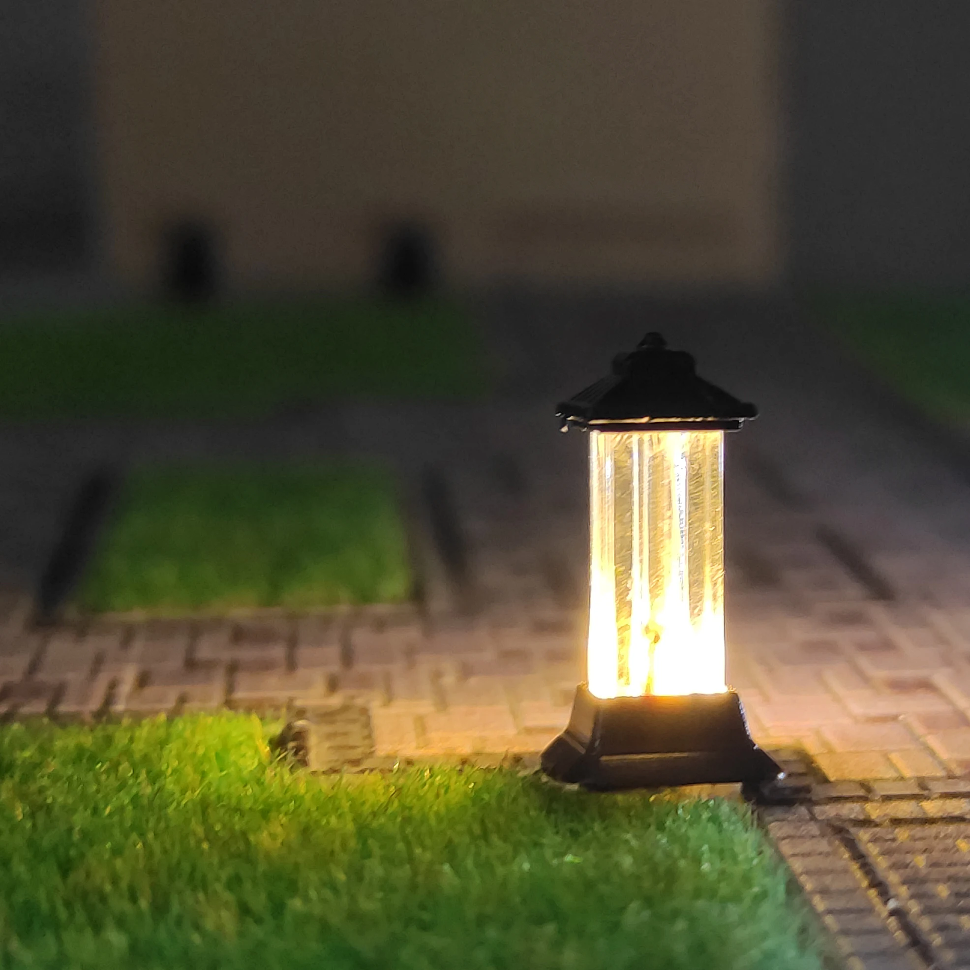 2pcs 1:87 Ho Scale Lawn Model Lamp 3v Led Street Lights Model for Park Architectural Building Grassland Scenery Lamppost Diorama