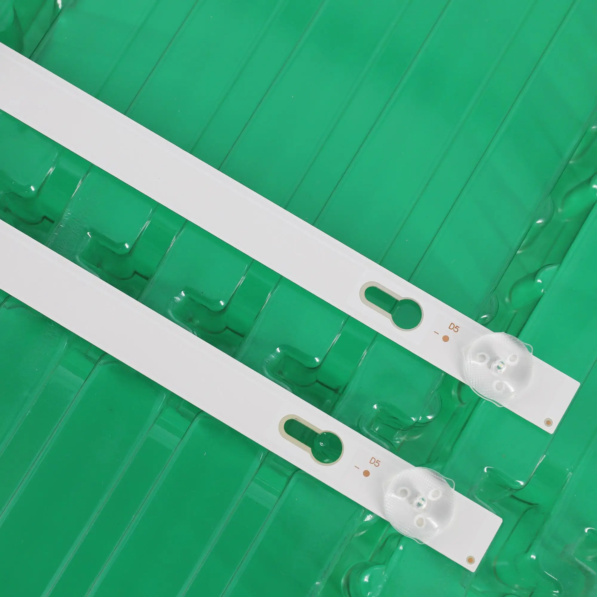 564MM  LED Backlight Strip 5 Lamp for MI 32
