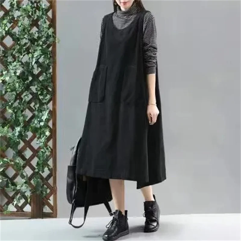 Female Autumn Winter Retro Literature Art 2024 Women Mid-length Corduroy Vest New Skirt Loose Thin Pocket cCorduroy Strap Skirt