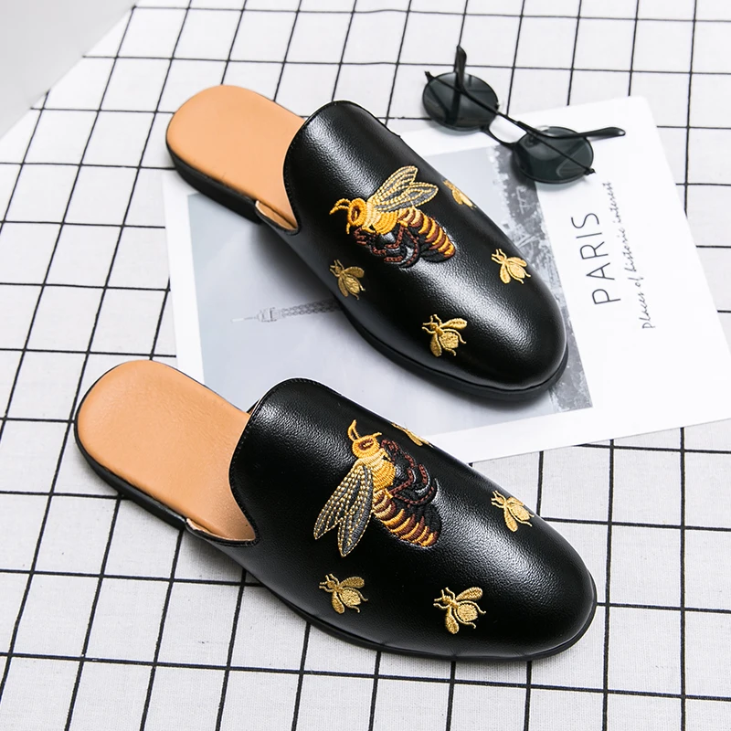 Summer Half Shoes For Men Luxury Designer Fashion Slipon Flats Mules Men Lazy Shoes Leather High Quality Loafers Slippers Slides