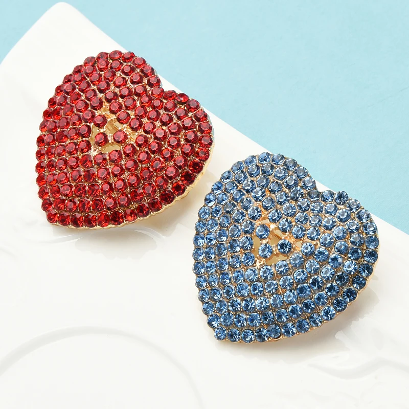 

Wuli&baby New Designer Heart Brooches For Women 2-color Rhinestone Smile Love Party Casual Brooch Pin Gifts