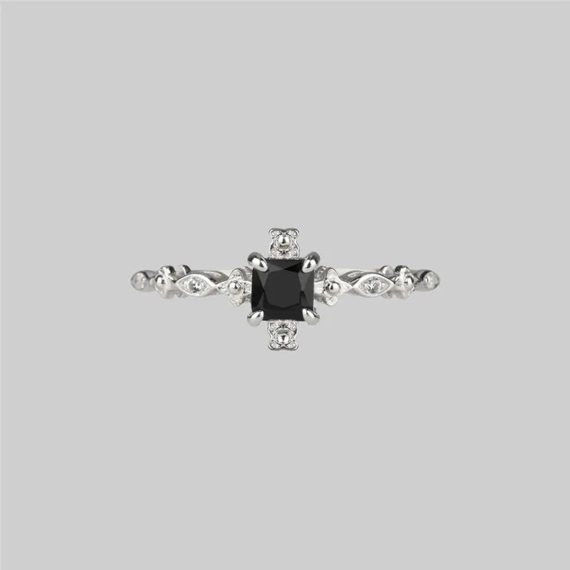 Trendy Black Zircon Square Crystal Wedding Ring