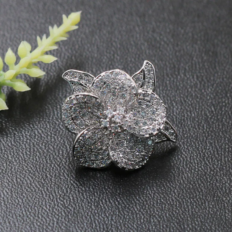 Vanifin Fashion Jewelry Exquisite Flowers with Leaf Brooch Pin design for Engagement Wedding Micro Paved Zircon Popular Gifts