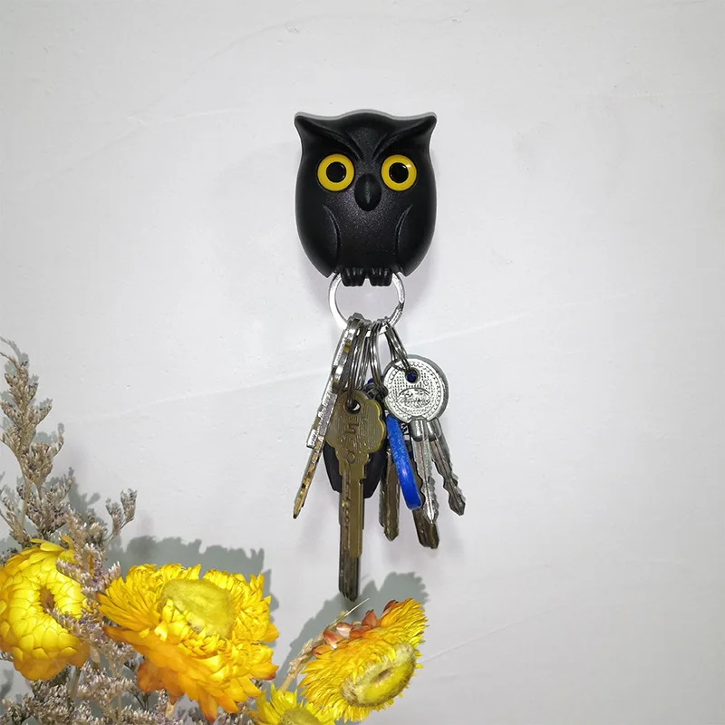 1PCS Owl Shape Magnetic Wall Hook Key Holder Wall Sticker Keep Keychains Key Hanger Hooks Bunny Bear Cartoon Hook For Kitchen