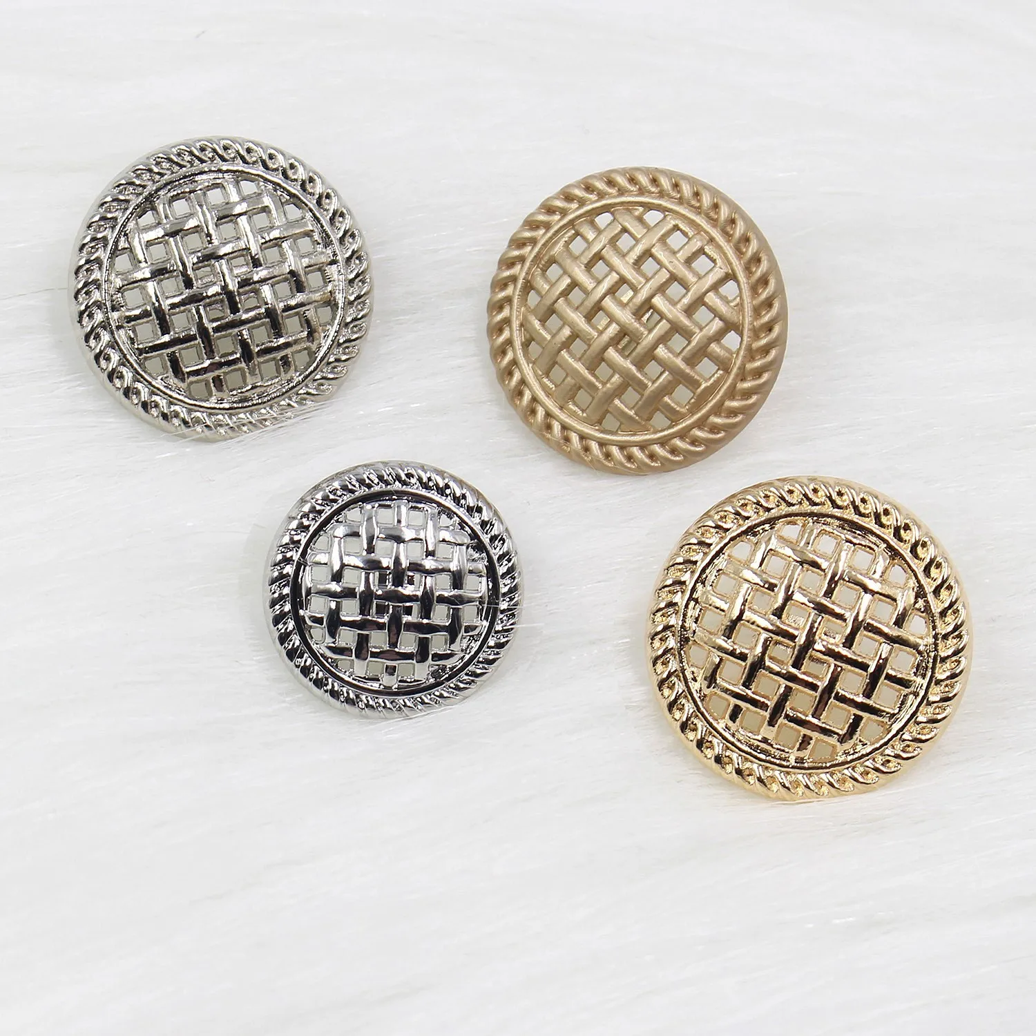 Hollow Crown Reseau Metal Buttons 22mm/18mm Sweater Coat Decoration Buttons Accessories DIY 10Pcs/Lot JS-0501