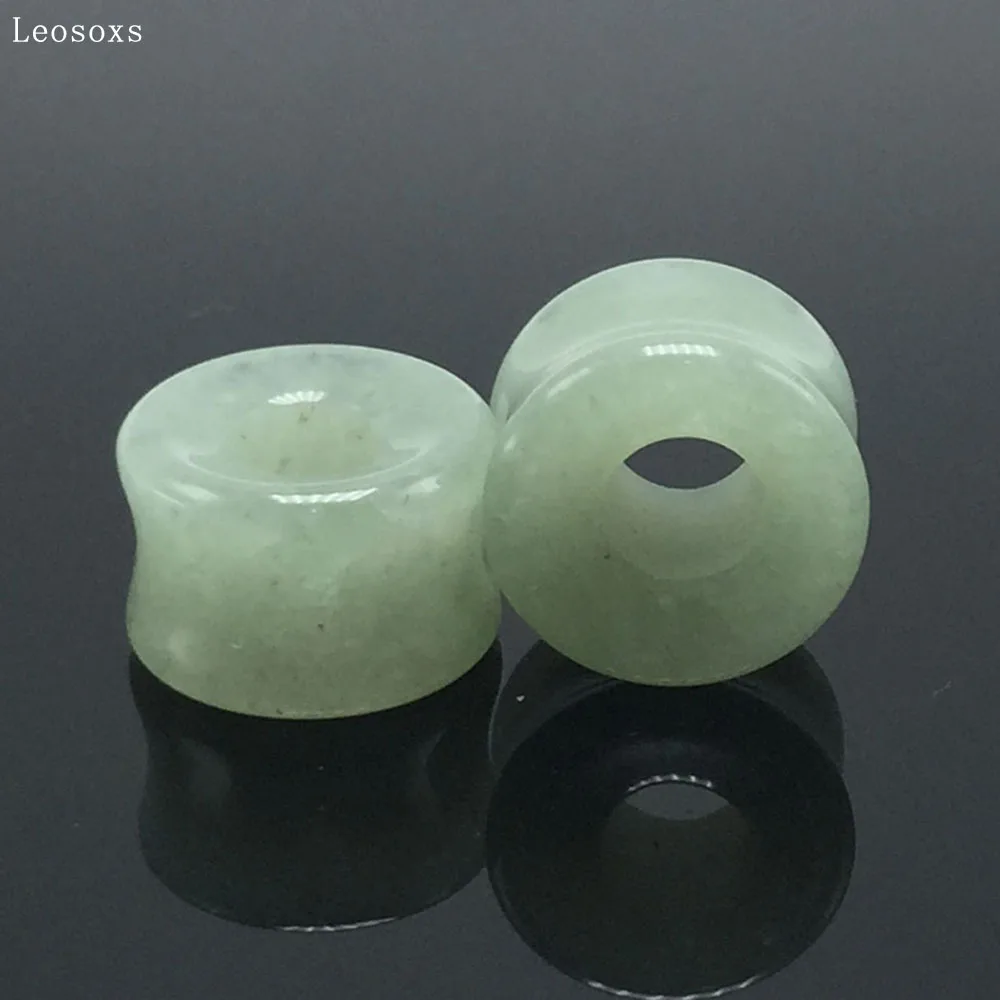 Leosoxs 2pcs New Green Aventurine Hollow Stone Ear Expander 8mm-16mm Ear Expander Rod Piercing Jewelry EAR TUNNEL