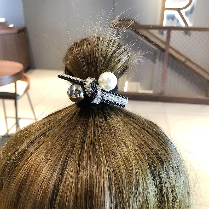 Retro light luxury black and white pearl head rope hair tie knotted Korea Dongdaemun rubber band ball hair rope hairaccessories