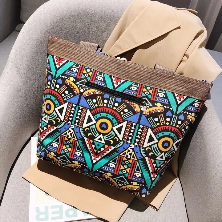 New Ethnic Style Bag Portable Shoulder Bag Casual Bohemian Canvas Bag Fashion Student Tutorial Bag Printed beach mommy bag