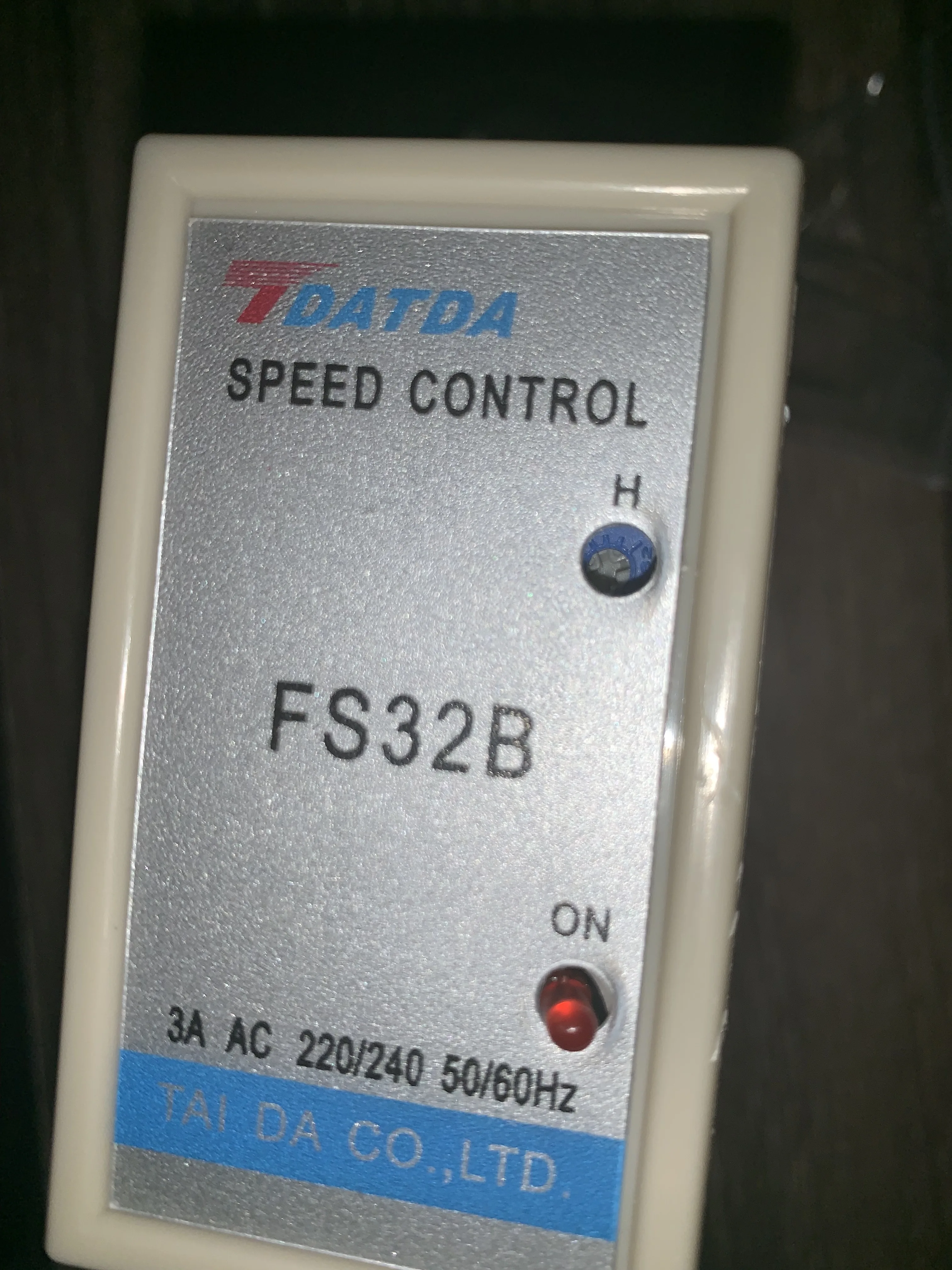 العلامة التجارية الجديدة الأصلية محرك TDATDA/الحاكم الإلكتروني للمحرك FS32B وحدة تحكم في سرعة محرك التيار المتردد التحكم في السرعة