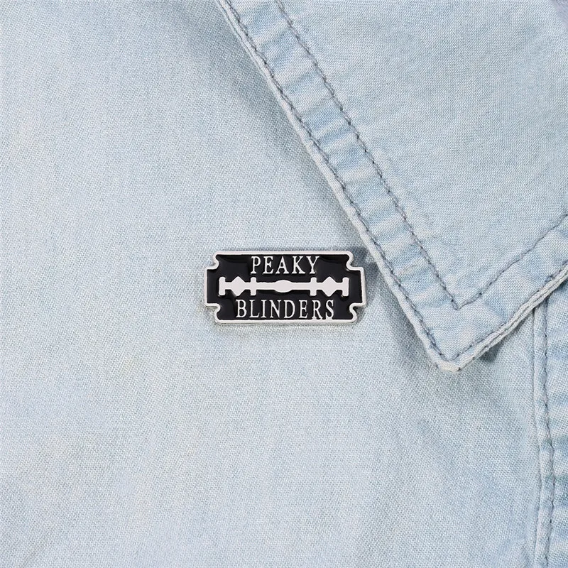 Razor Blade Brooch Thomas Shelby Peaky Blinder Enamel Pin Men's and Women's Backpack Jacket Badge Jewelry Accessories