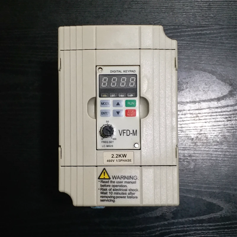 Delta Inverter VFD015M43B three-phase 380V 460V 220V 230V 1.5KW