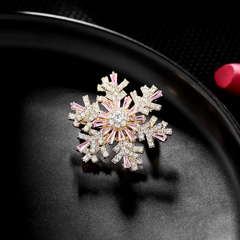 Sale Lady Fashion Pins Charming Crystal Rhinestones Brooch Unicorn Rotatable  Snowflake Brooch Pins Jewelry Broches Accessory