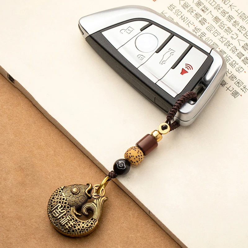 Vintage Brass Blessing Fish Keychain Lanyard Pendant Fashion Jewelry Lucky Men Car Key Chain Handmade Rope Hanging Chinese Gifts