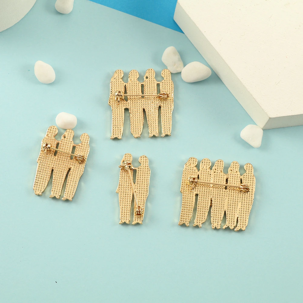 Girlfriends Brooch Pins Cartoon Long Skirt Girl Sister Enamel Exquisite Friendship Jewelry Gift for Bestfriend Lapel Denim Bagde