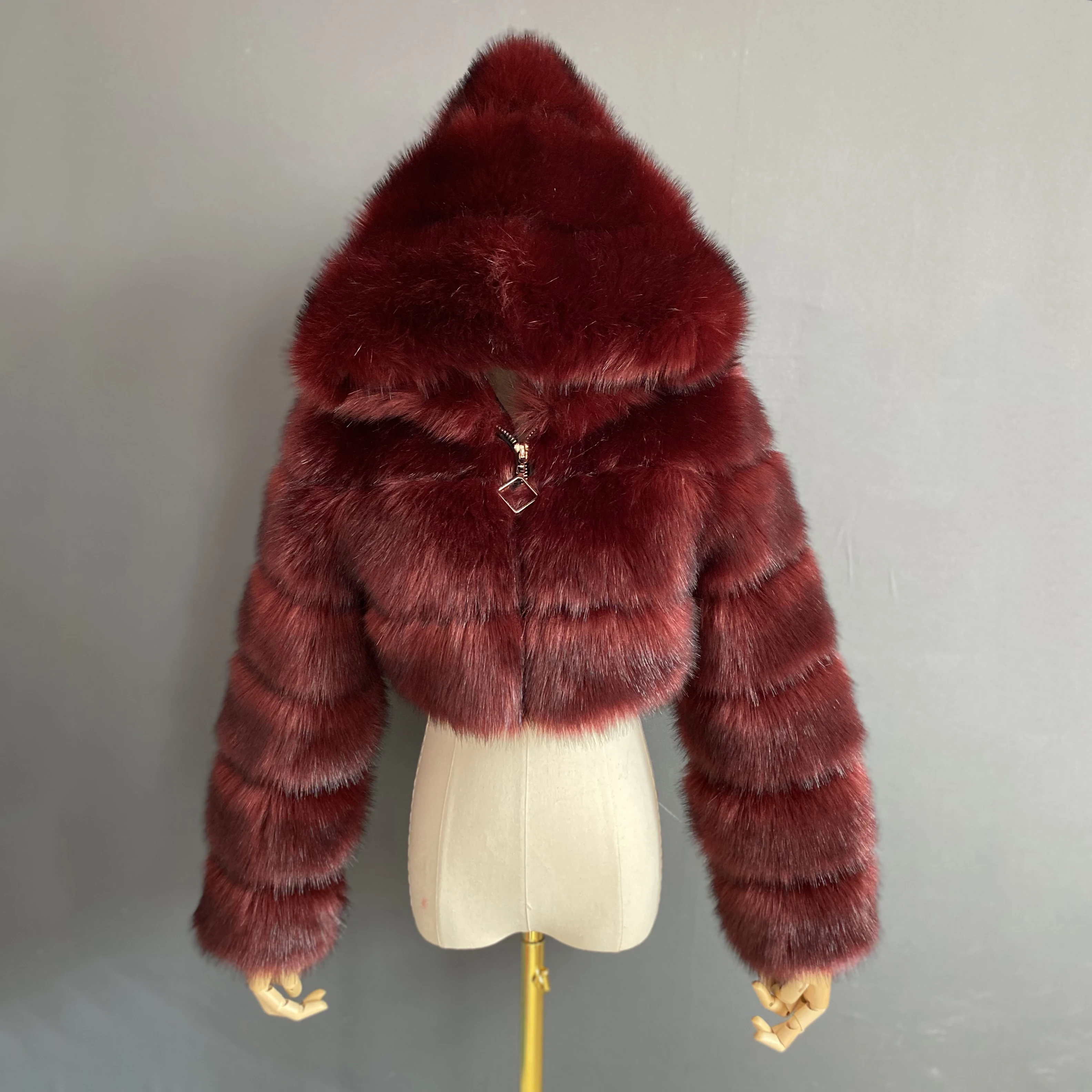 High Quality Furry Cropped Faux Fur Coats and Jackets Women Fluffy Top Coat with Hooded Winter Fur Jacket manteau femme