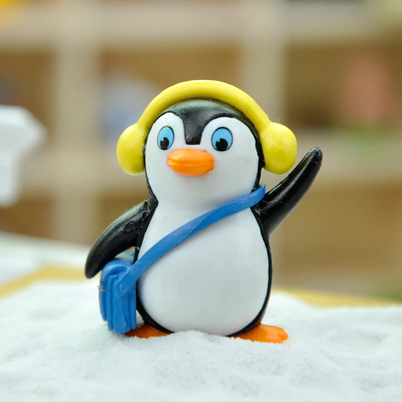4 pcs Penguin family decorations micro landscape plant potted desktop cake cute doll ornaments home decoration