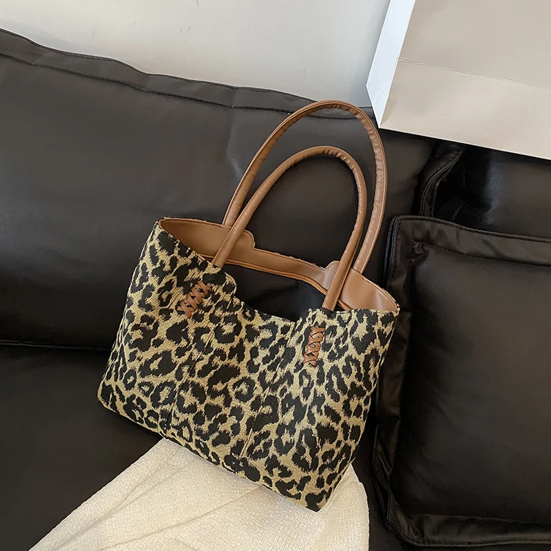 

Winter Shopping Tote Leopards Pattern Canvas Shoulder Bags For Women High Quality Women Shopper Bag Large Single Shoulder Totes
