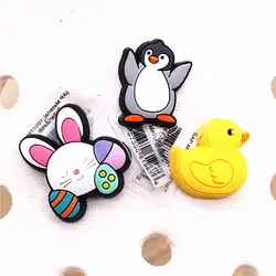 Drop Shipping Cute Animals Shoe Charms Accessories Penguin Duck Bunny Shoes Buckle Decoration fit Wristband Party Kids Gifts