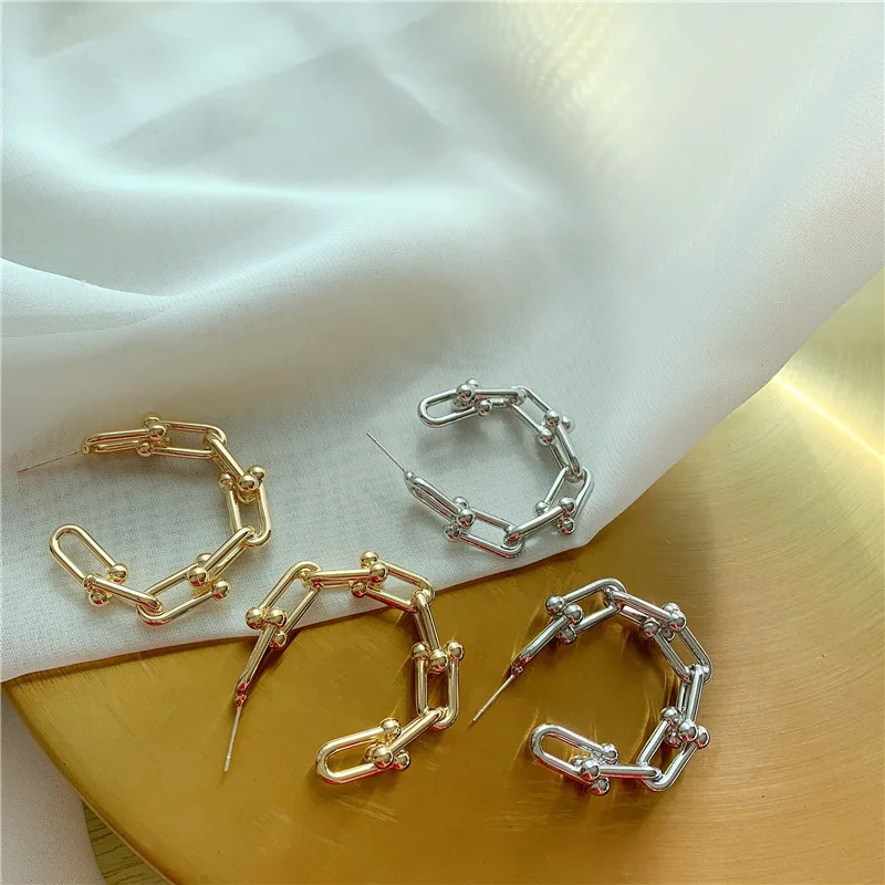 Women Vintage Hoop Earrings Metal U Shape Chain Hoops Punk Earrings for Women Gothic Jewelry Gold Circle Earring Hyeperbole